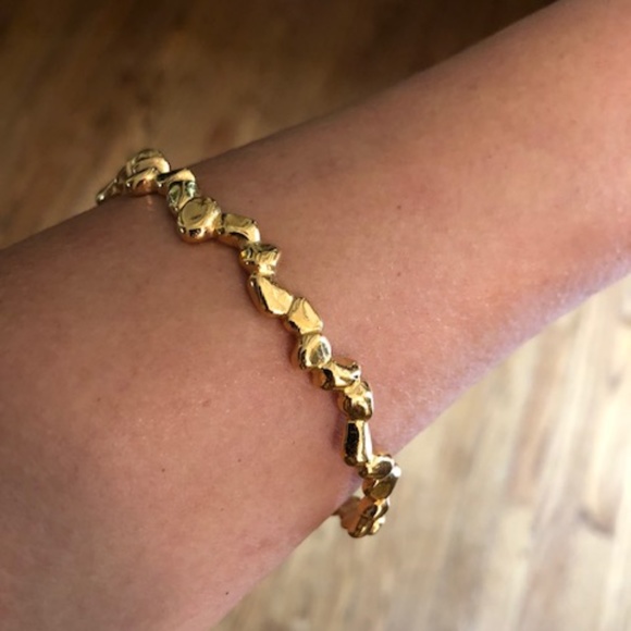 Sophia & Chloe Gold Stepping Stones Bangle with Inscription - Picture 3 of 5